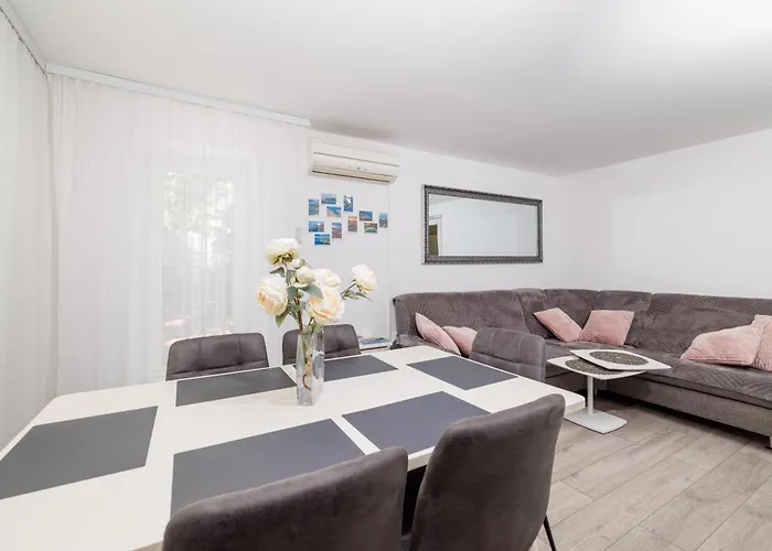 Lokvica Apartament Omišalj