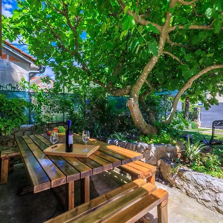 Lokvica Apartman Omišalj